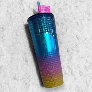 NWT STARBUCKS x Tim Singleton Pride 2023 Rainbow Studded Venti Cold Cup Tumbler